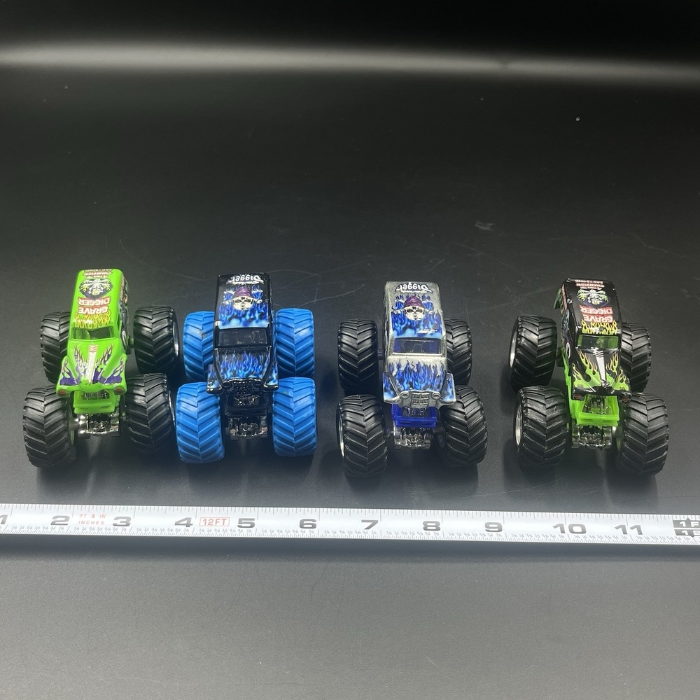 Hot Wheels Monster Jam Grave Digger Truck Lot of 4 1:64 Scale Bad Bone‎